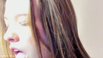 _Demi_Dee_  10-10-2021